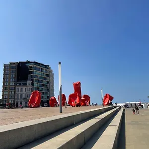  Appartement Gezellige Studio-1 Slaapkamer *4p* Strand/zee 50m België
